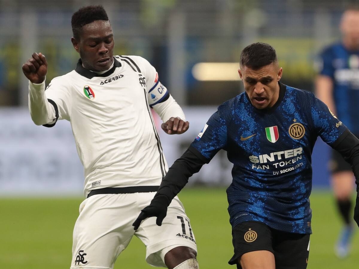 El Inter de Milán quedó rozando el liderato en Italia tras golear a la Roma como forastero