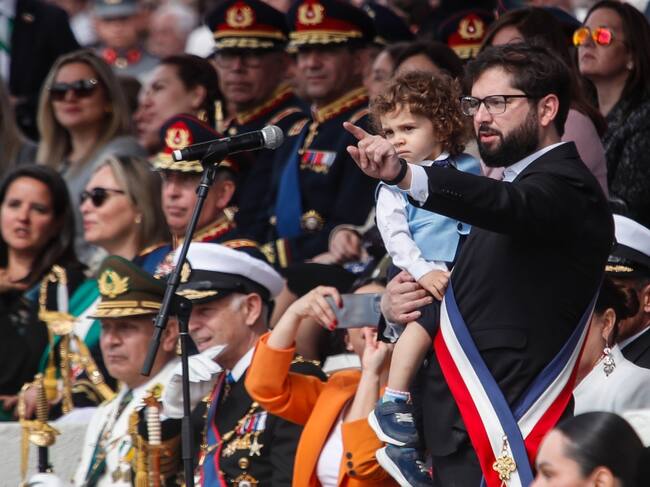 Agencia UNO | El Presidente Gabriel Boric junto a su sobrino, León Boric