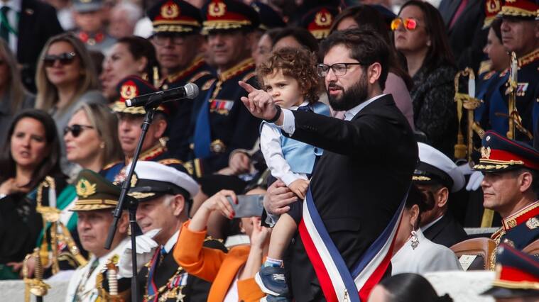 Agencia UNO | El Presidente Gabriel Boric junto a su sobrino León Boric