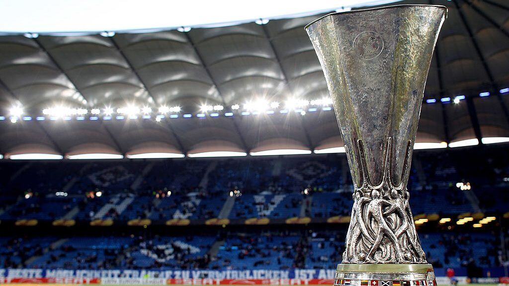 HAMBURG, GERMANY - APRIL 22: The cup is seen prior to the UEFA Europa League semi final first leg match between Hamburger SV and Fulham at HSH Nordbank Arena on April 22, 2010 in Hamburg, Germany. (Photo by Joern Pollex/Bongarts/Getty Images)