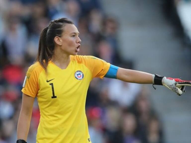 La FIFA nominó a Christiane Endler como la mejor arquera del año