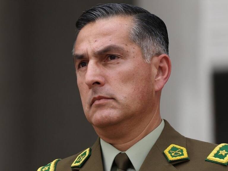 General director de Carabineros no llegó a votar al Colegio Providencia para el plebiscito