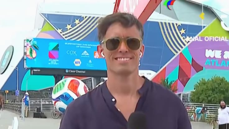 Roberto Cox responde en vivo a piropo de conocida chica reality: “No solo es muy simpática y agradable...”