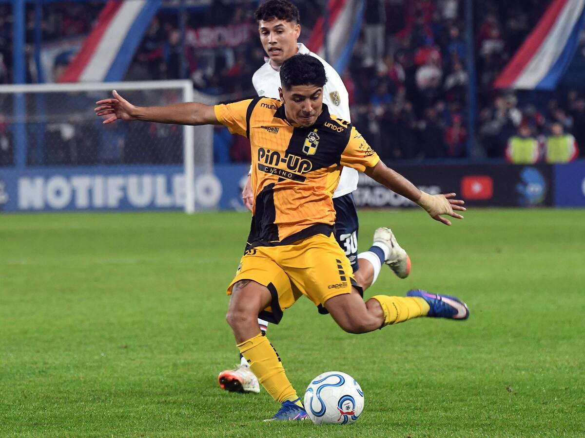 Derrota dulce para Coquimbo en Uruguay: Universitario da una mano para asegurar el liderato del grupo en Libertadores
