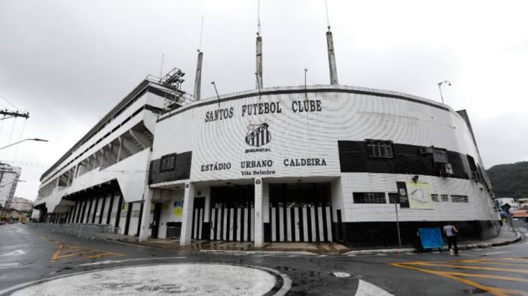 Santos se prepara para el funeral de Pelé: cierran calles y se espera la llegada de cientos de hinchas