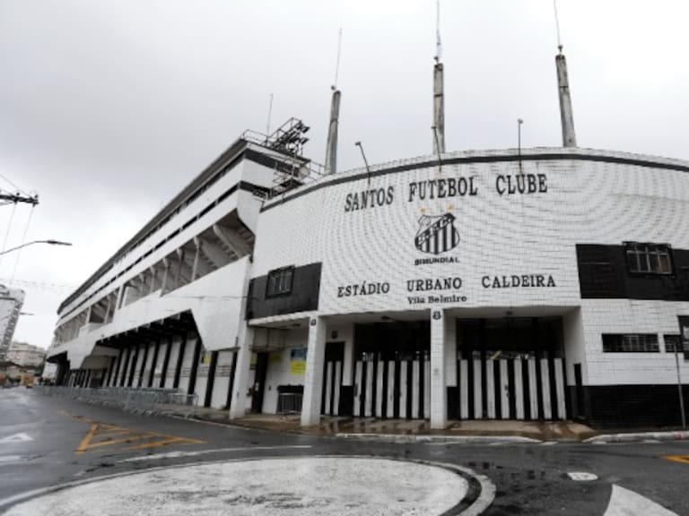 Santos se prepara para el funeral de Pelé: cierran calles y se espera la llegada de cientos de hinchas