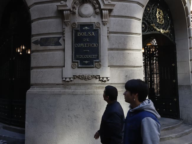 06 de julio del 2023 / SANTIAGO
Fachada de La Bolsa.
FRANCISCO PAREDES / AGENCIA UNO