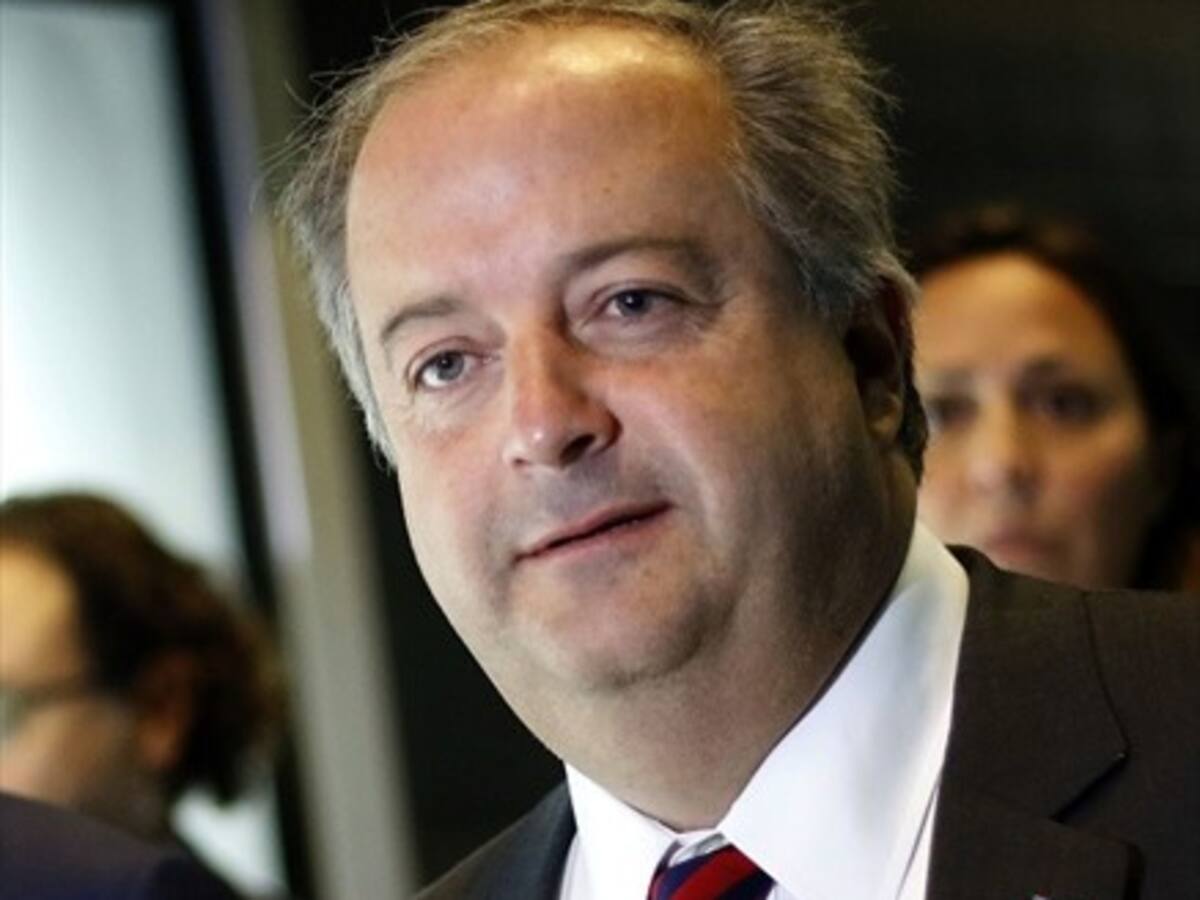 Ministro del Trabajo: «Feliz fijaría el salario mínimo sobre 420 mil pesos, pero no lo pago yo»