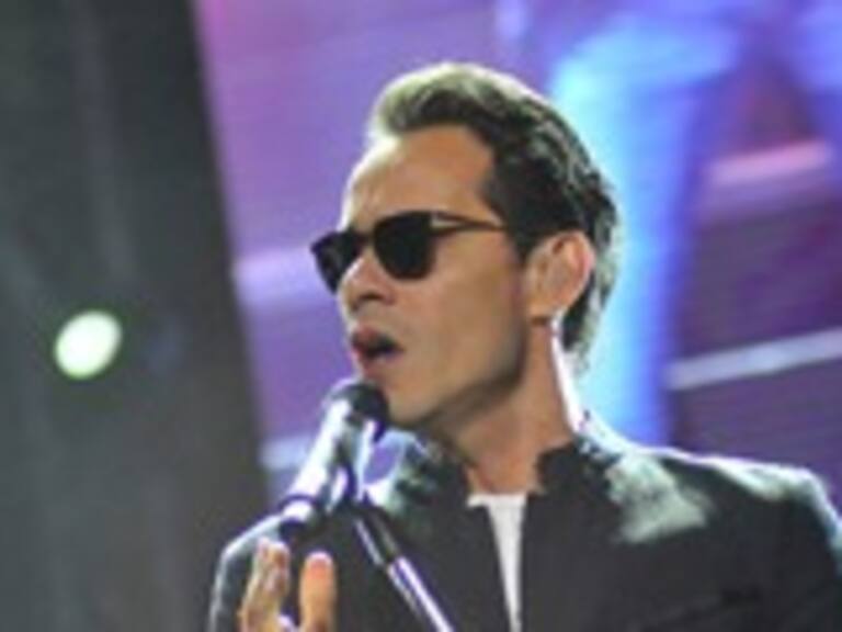 Marc Anthony: Mi papá siempre me decía, «hijo, nosotros somos feos, trabaja en tu personalidad»