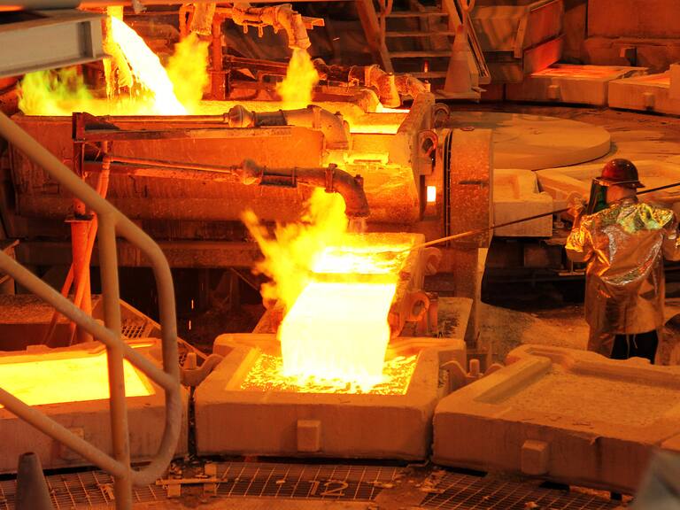 Cochilco desmintió que compradores chinos pidieran retrasar el envío de cobre