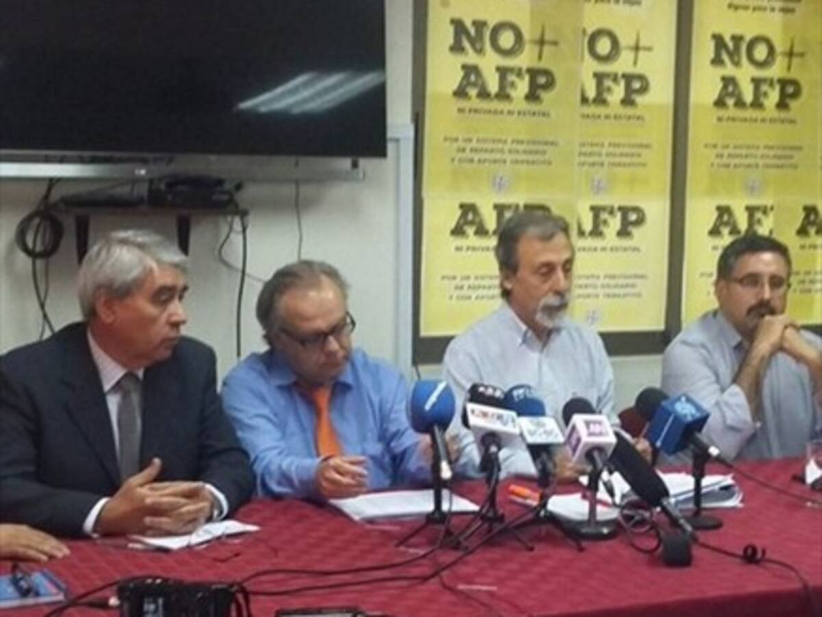 «No+AFP» presentó propuesta que promete una jubilación mínima de $277 mil