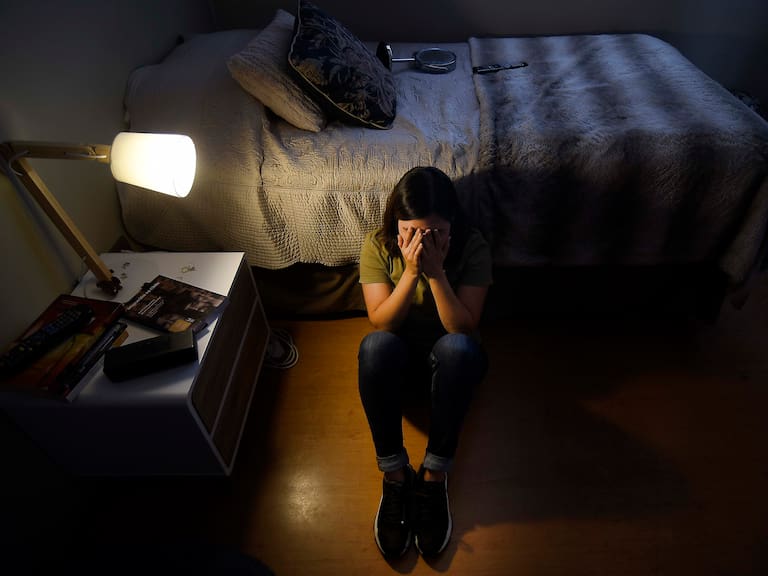 ¿Te golpeó la vuelta al trabajo? La causa puede ser el burnout post vacaciones (y así puedes evitarlo)