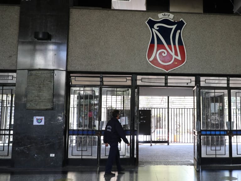 Instituto Nacional suspenderá sus clases por el Día de Joven Combatiente