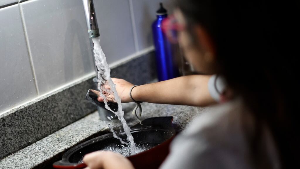 Corte de agua en 6 comunas de la Región Metropolitana