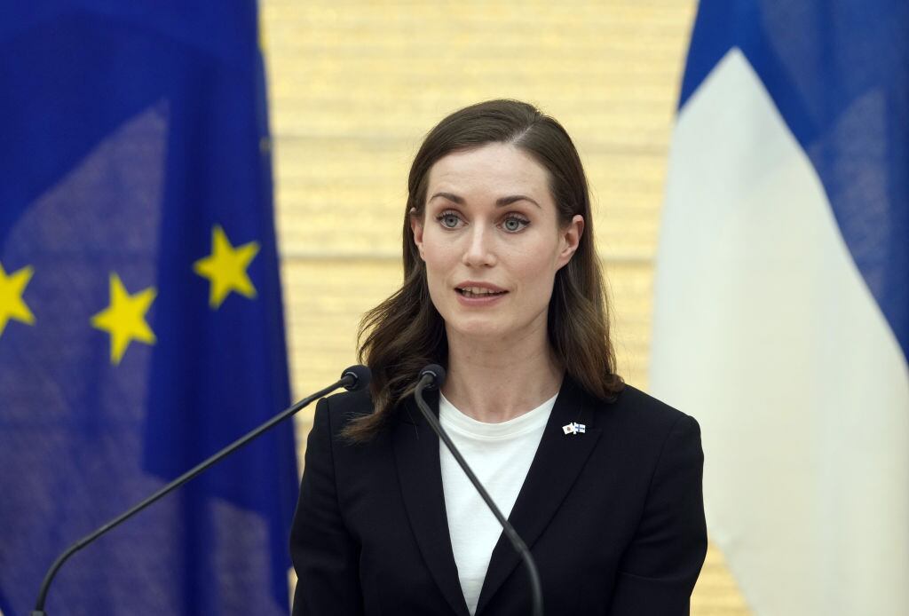 La primera ministra de Finlandia Sanna Marin ante la prensa