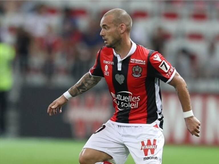 El Querétaro de Puch va por la contratación de Wesley Sneijder
