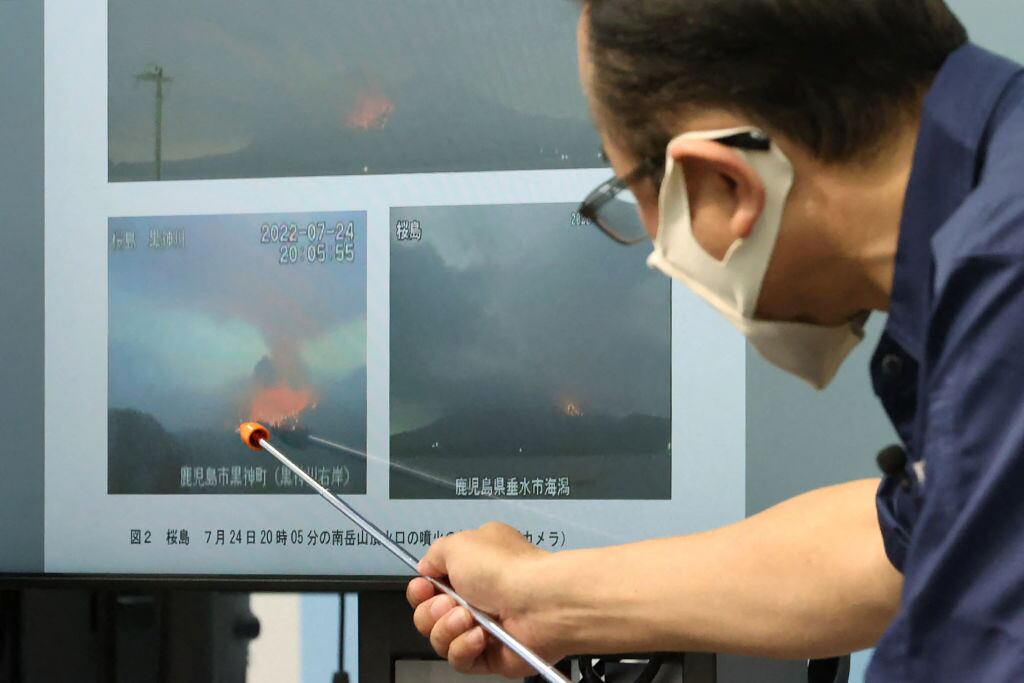 Jefe de la Agencia Meteorológica de Japón explica la erupción del volcán Sakurajima