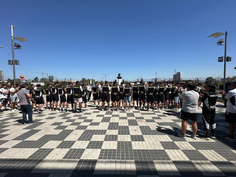 El emotivo homenaje a Jorge Toro en el Estadio Monumental