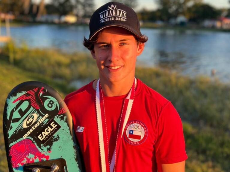 Martín Labra logra su primera medalla mundial a nivel adulto en el esquí náutico