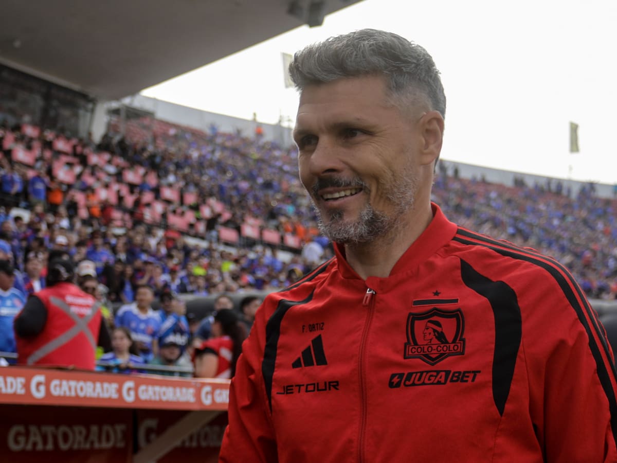 Entrenador campeón con Colo Colo se rinde ante Fernando Ortiz: “Ojalá pueda romper todos los registros”