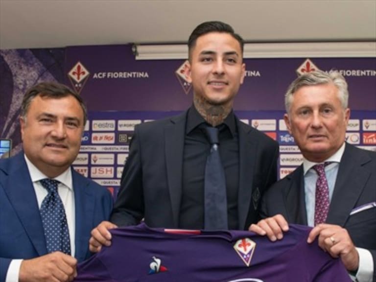 Erick Pulgar fue presentado como nuevo refuerzo de la Fiorentina