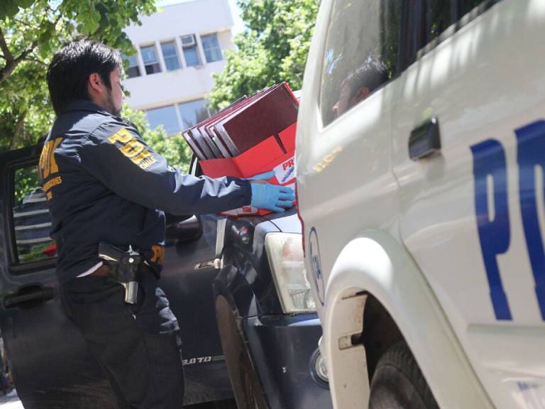 Pudahuel: sujetos roban más de $400 millones en celulares desde bodega