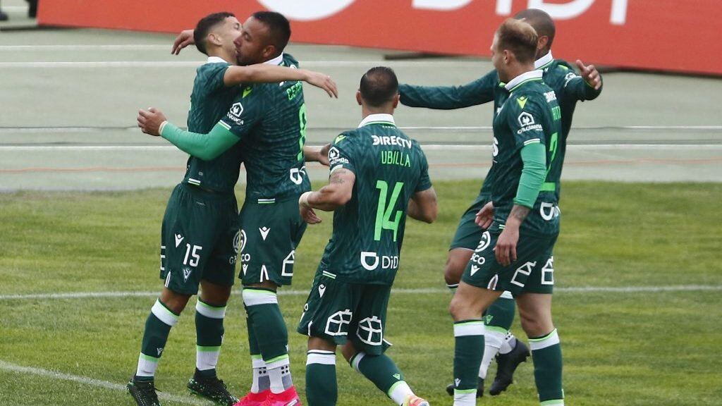 21 DE OCTUBRE DE 2020/VALPARAISOMatias Marin en festejo de su gol y el 1-0, durante el partido valido por la fecha 16 del Campeonato Nacional AFP PlanVital 2020, entre Santiago Wanderers y Deportes Antofagasta, disputado en el Estadio Bicentenario Elias Figueroa Brander.
FOTO: LEONARDO RUBILAR CHANDIA/AGENCIAUNO