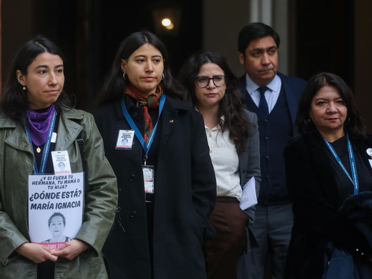 Hijas de concejala María Ignacia González llegan al Palacio de La Moneda: acusaron “femicidio de carácter político”