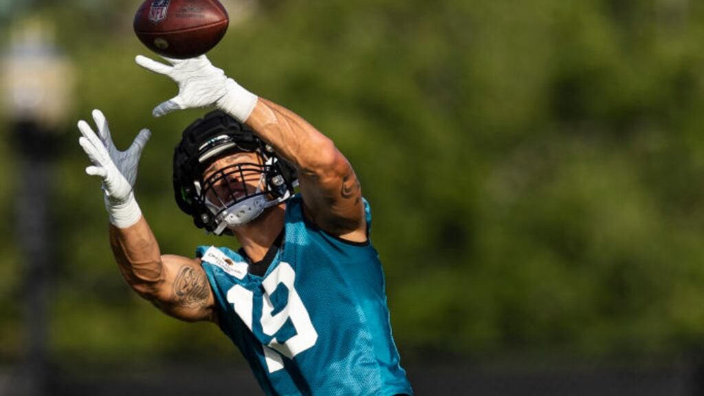 Sammis Reyes aparece en la lista de reservas y retirados de la NFL