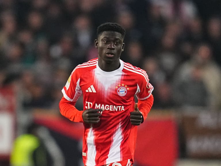 Llegado desde África: el emotivo gesto para un debutante en el Bayern Múnich