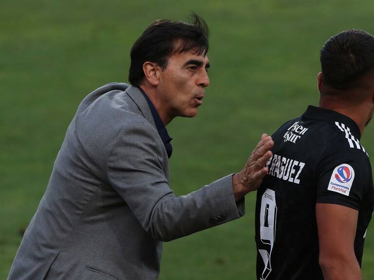 Javier Parraguez dejaría Colo-Colo para jugar en el fútbol brasileño