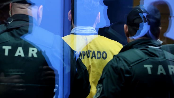 Condenan a 17 años de cárcel a peligroso delincuente: integraba banda dedicada al robo y tráfico de drogas en Curicó