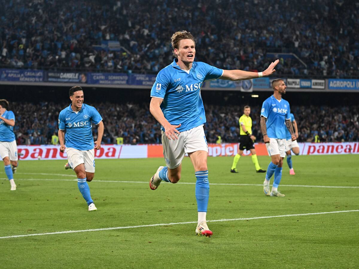 Napoli se consagra campeón de la Serie A por cuarta vez en su historia pese a triunfo del Inter