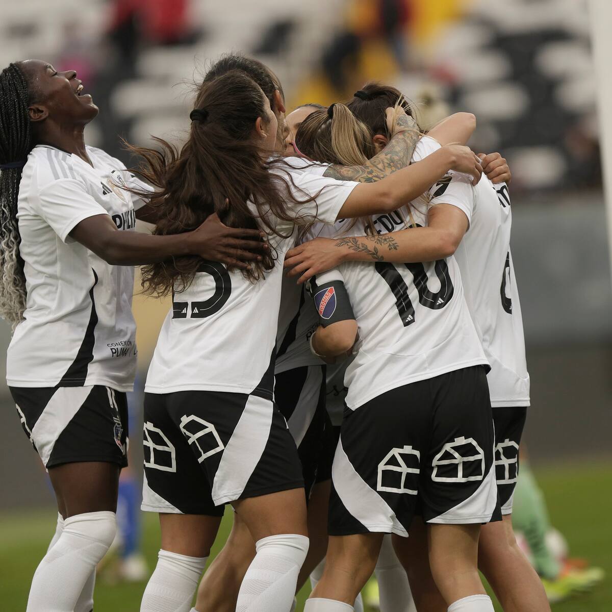 Corte de Apelaciones de Santiago confirma millonaria multa contra Blanco y Negro por incumplimientos con el plantel femenino de Colo Colo