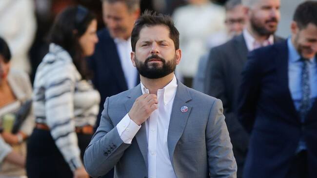 Twitter, salud mental, tuit, presidente chileno, respuesta, Chile,
