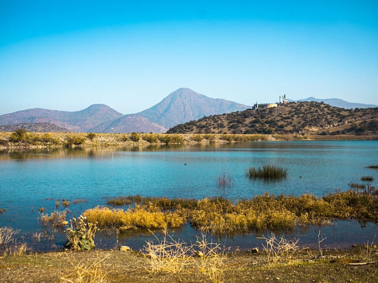 Encuentran cuerpo de hombre desaparecido en embalse de Lo Barnechea tras intensa búsqueda
