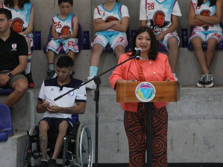 Claudia Pizarro destaca el vínculo de La Pintana con el rugby: "Este deporte no discrimina, tiene valores muy importantes"