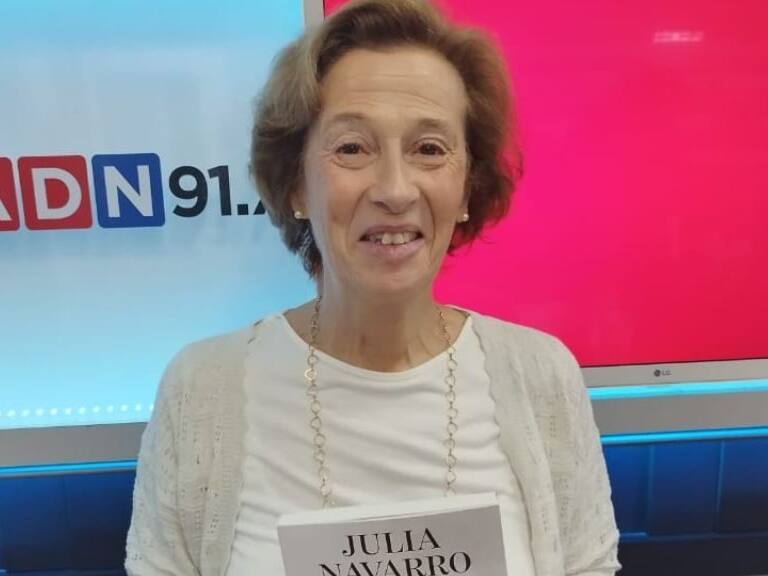 Julia Navarro, escritora y periodista española, presenta su libro "De ninguna parte": "Lo que hago con mis personajes es intentar explicar más que juzgar"