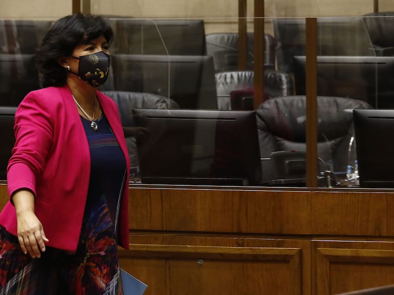 06 DE MAYO DE 2021/VALPARAISOLa senadora Yasna Provoste, durante la sesion especial del Senado, que analiza el proyecto que entrega un bono a afiliados de las AFP que hayan quedado con menos recursos en los fondos de pensiones.
FOTO: LEONARDO RUBILAR CHANDIA/AGENCIAUNO