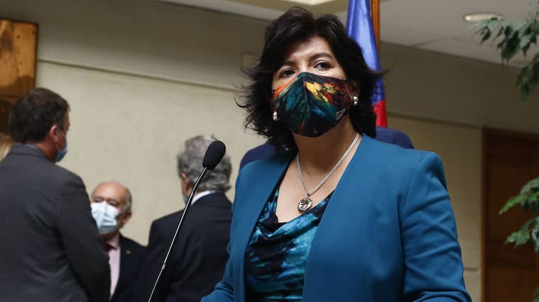04 DE MAYO DE 2021/VALPARAISOLa senadora Yasna Provoste ofrece un punto de prensa, en donde forman la bancada por la condonacion universal de deudas estudiantiles
FOTO: LEONARDO RUBILAR CHANDIA/AGENCIAUNO