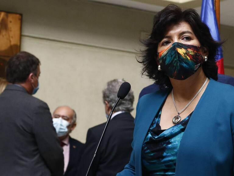 04 DE MAYO DE 2021/VALPARAISOLa senadora Yasna Provoste ofrece un punto de prensa, en donde forman la bancada por la condonacion universal de deudas estudiantiles
FOTO: LEONARDO RUBILAR CHANDIA/AGENCIAUNO