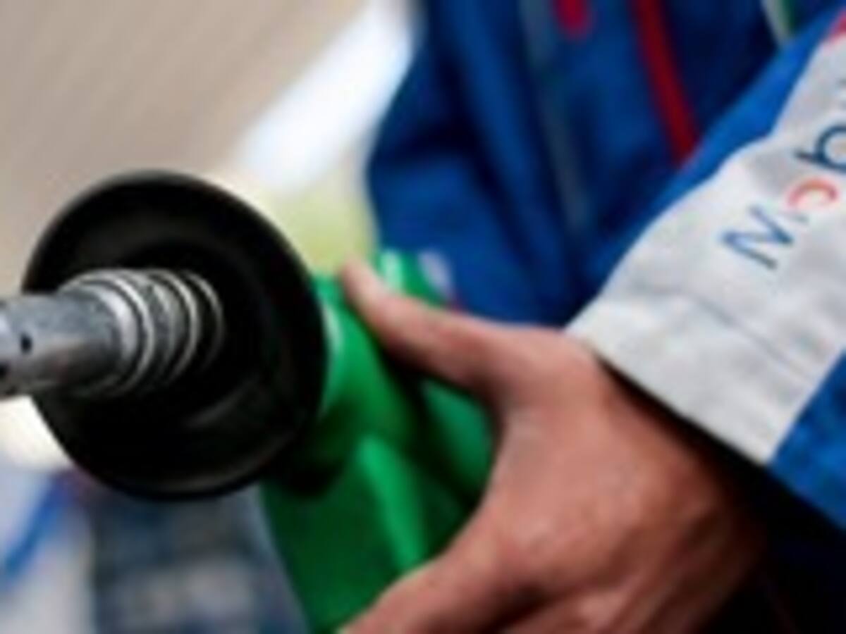 Precio de las bencinas subirá a partir de este jueves