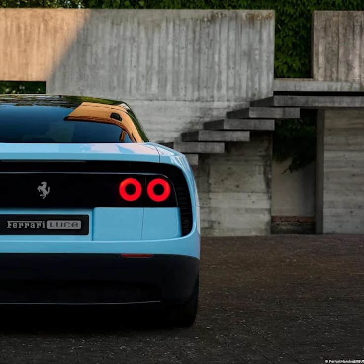 El Cavallino Rampante se electrifica: así es el ‘Luce’, el primer superdeportivo eléctrico de Ferrari