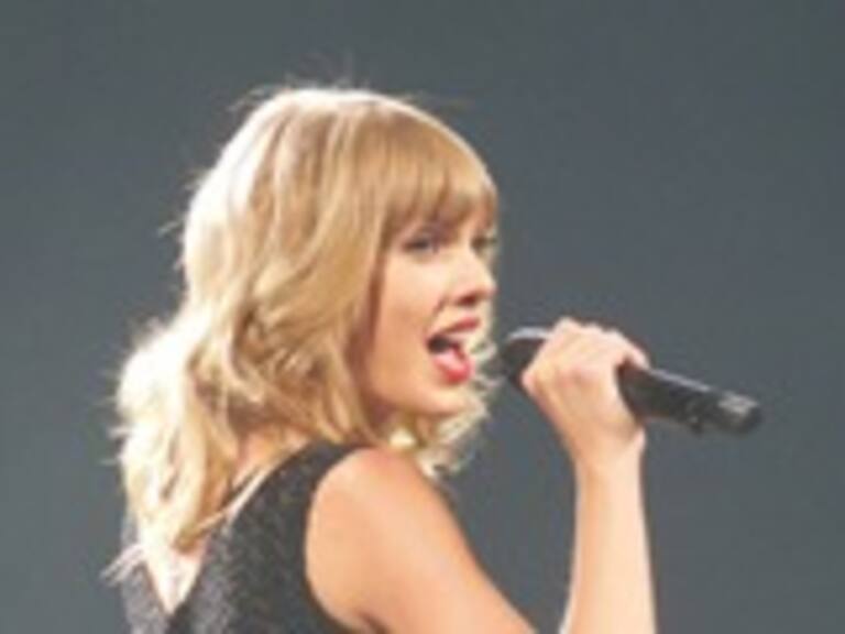 Taylor Swift encabeza la lista Hot 100 de revista Maxim