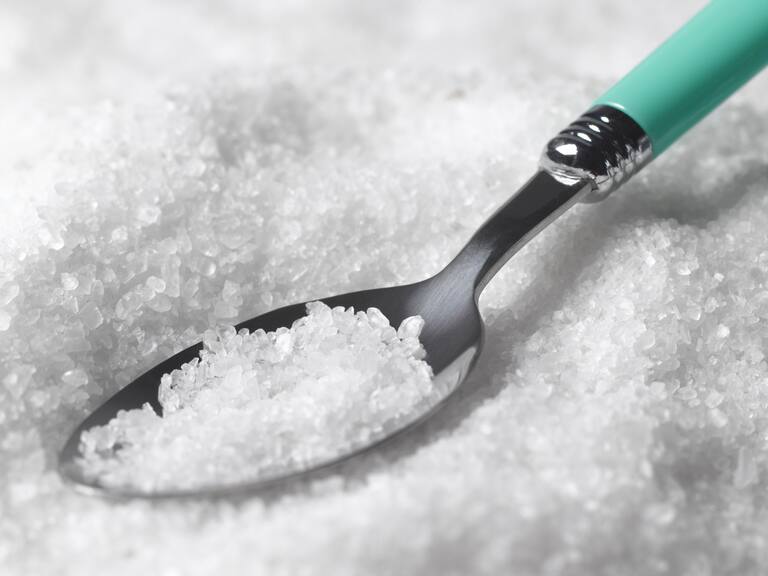 ¿Te cuesta dejar la sal? Esta es la novedosa opción que propone la OMS para disminuir su consumo