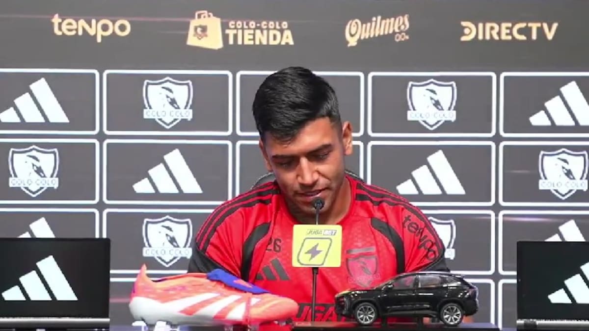Diego Ulloa se quiebra en plena conferencia de Colo Colo: el emotivo momento que protagonizó el jugador albo