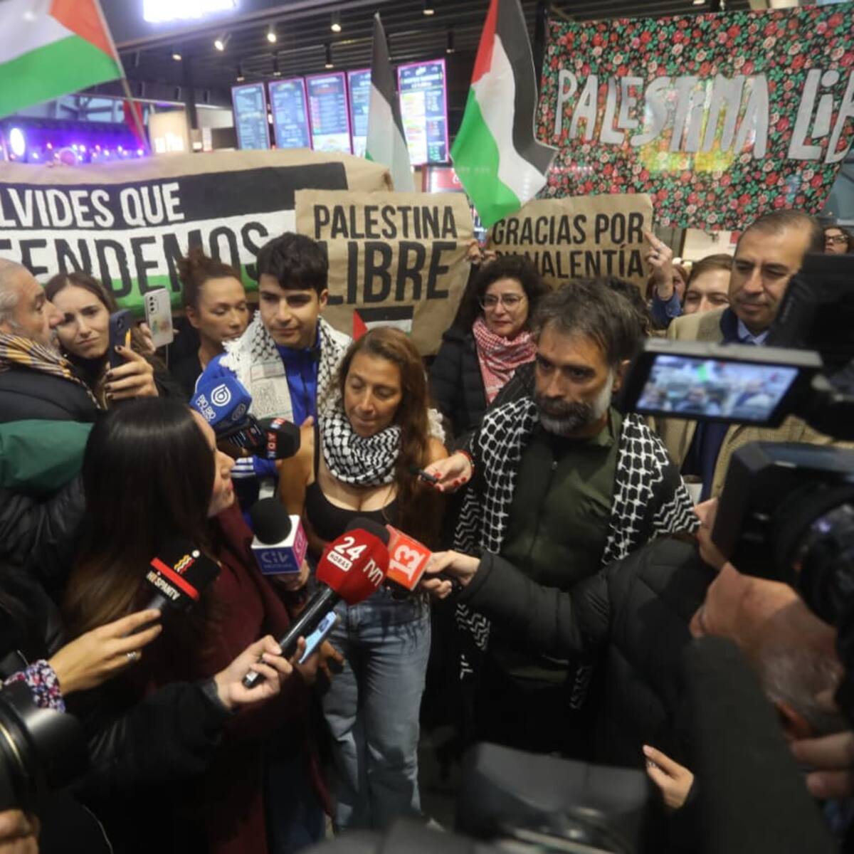 Flotilla humanitaria a Gaza: chilenos regresan al país tras días detenidos por Israel