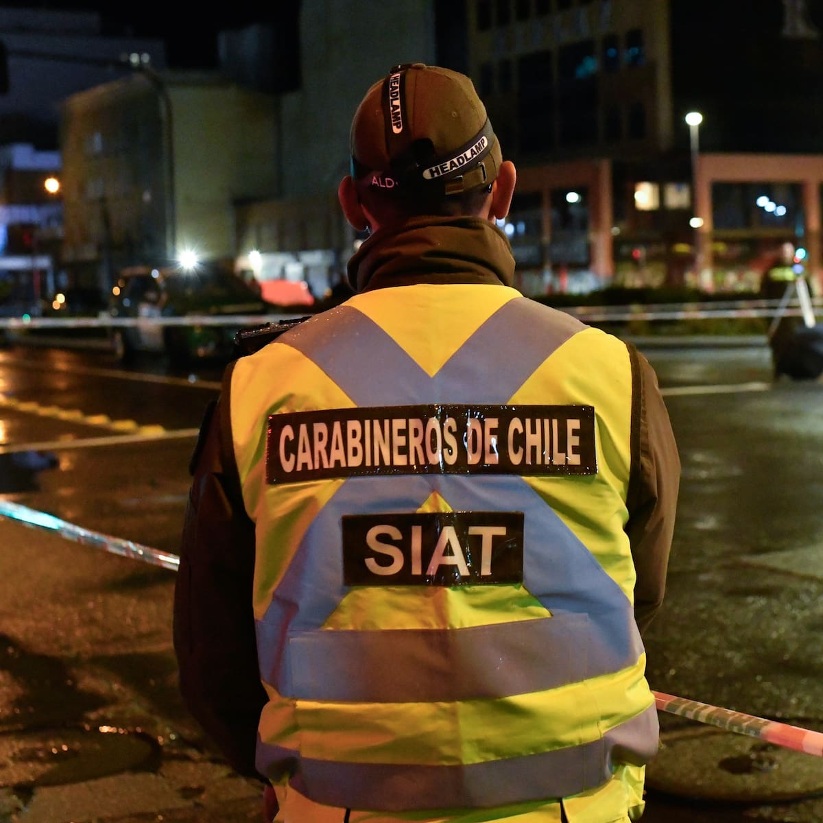 Le dispararon en una mano y terminó volcado camino al hospital: grave accidente deja cuatro heridos en San Miguel