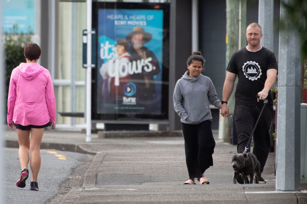 Ciudadanos de Nueva Zelanda pasean por Wellington