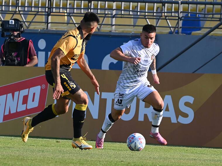 Coquimbo Unido y Deportes Limache se miden por la Supercopa 2026